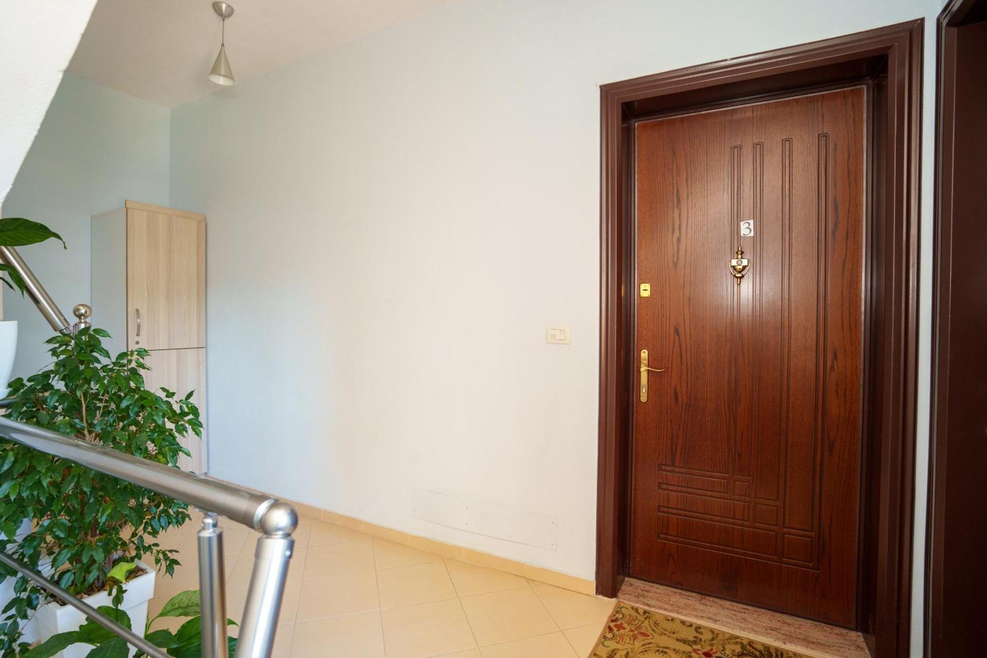 Sarah'S Apartments - 5 Min Walk To Beaches & Boulevard - Big Balcony! Саранда Екстер'єр фото
