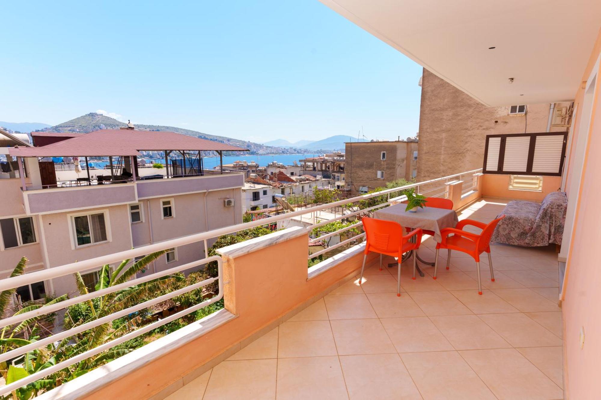 Sarah'S Apartments - 5 Min Walk To Beaches & Boulevard - Big Balcony! Саранда Екстер'єр фото